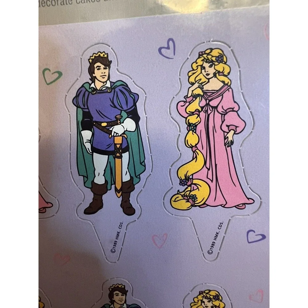 Vintage 1989 Hallmark 24 Cupcake Toppers Prince And Princess Card Stock NOS‎